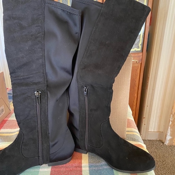 Rampage Bristol Knee High Boots - Picture 2 of 5